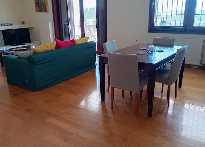 Baitani * لوترا أوراياس إلينيس